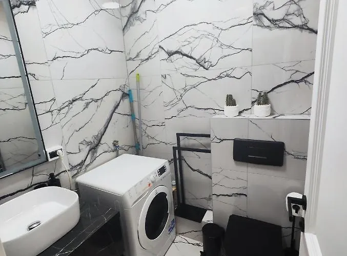 Luxury Tada